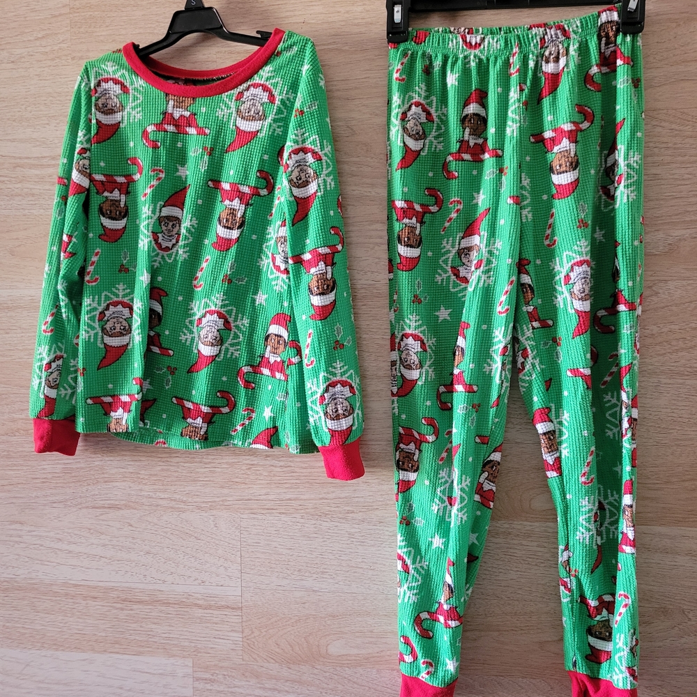 Festive Green Kids Pajamas with Elves Print